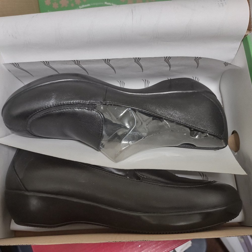 Dansko Debra Nappa Black leather Women's wedge heel shoe